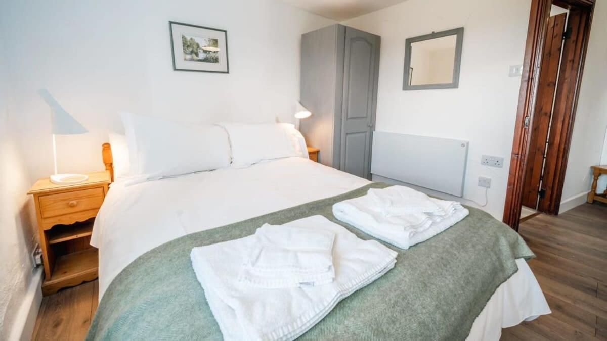 Lovely 2 Bedroom Coastal Cottage Near Bude Zewnętrze zdjęcie